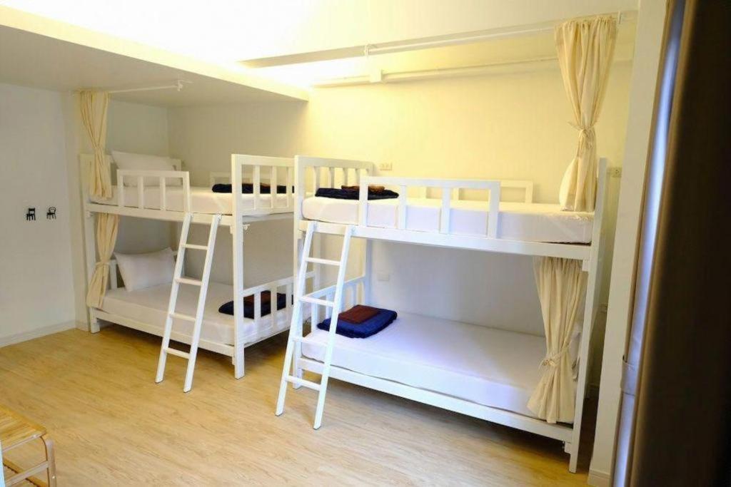 Hotel Pakchong Center Poshtel Exteriér fotografie